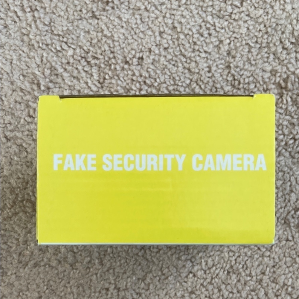 NWT Faux Security Camera with Red LED Light - Picture 5 of 5
